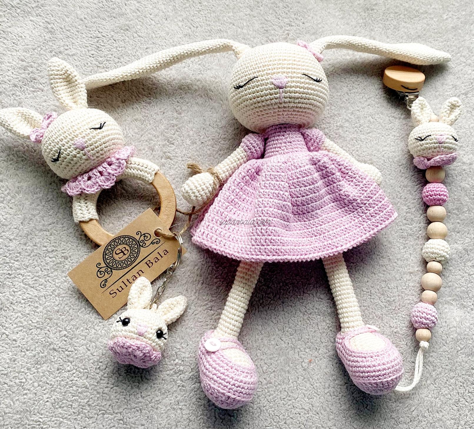 Bunny Girl Amigurumi set