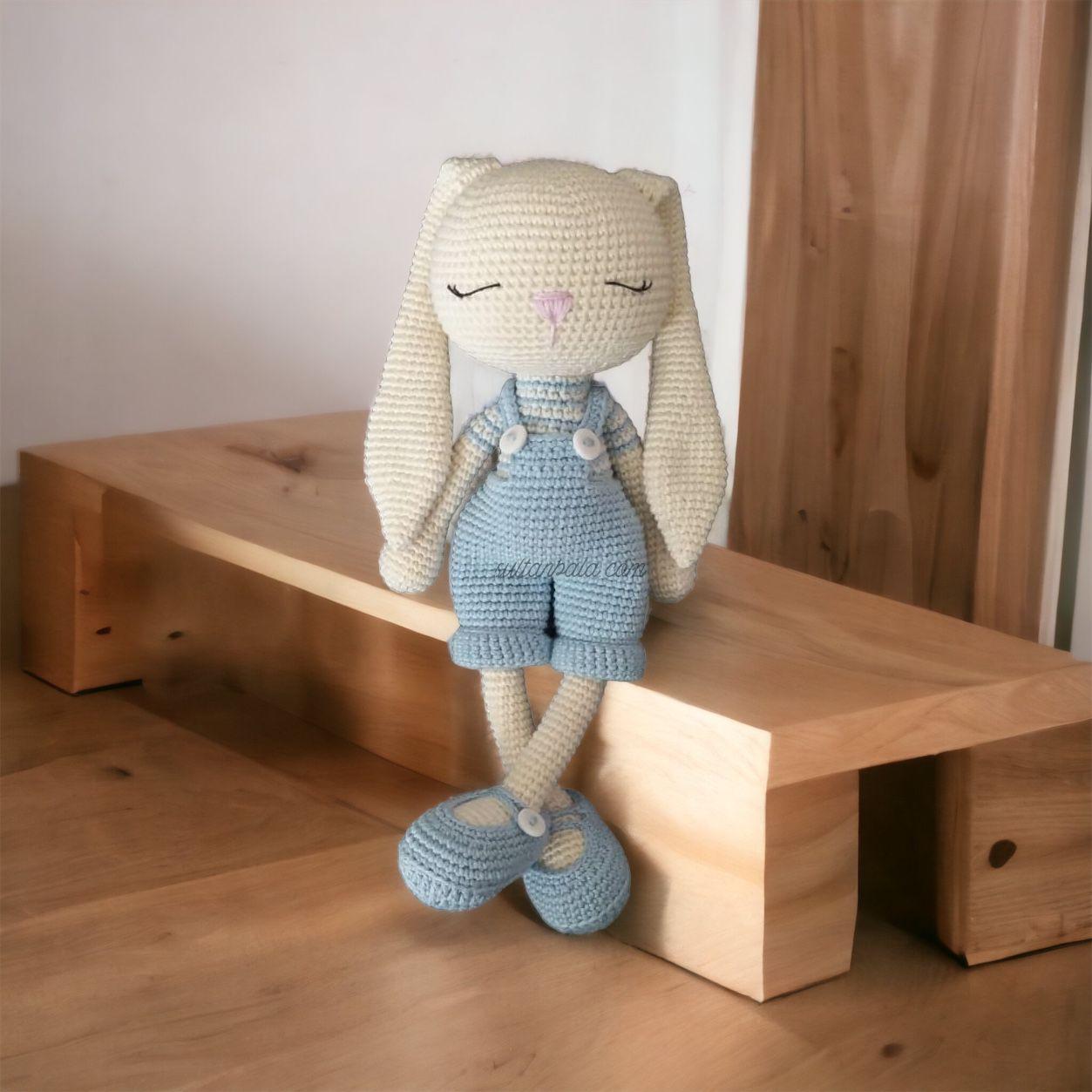 Amigurumu toys